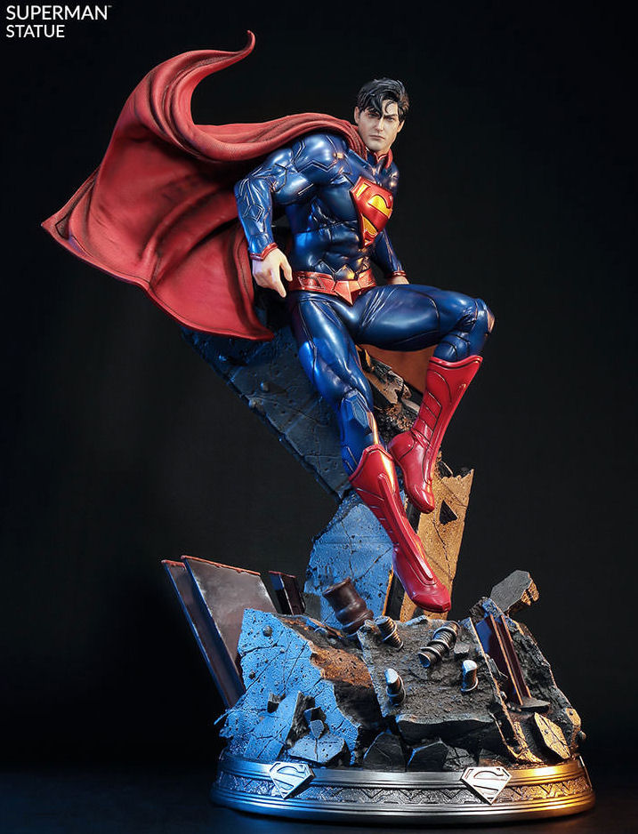DC Comics Superman Statue