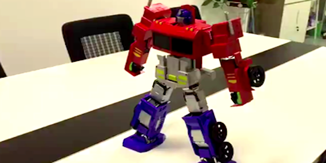 Self Transforming Transformers Toy - Senpower Optimus Prime Action Figure