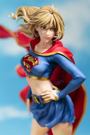 Bishoujo Supergirl statue