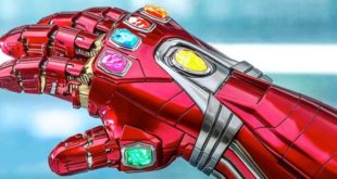 Hot Toys Avengers Endgame Life Size Replica Nano Gauntlet & Hulk Ver - epicheroes Presale