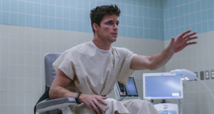 Upload Amazon Show Review: Robbie Amell Charms in Sci-Fi Comedy