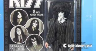 KISS Series 5 Dressed To Kill 8-Inch Action Figure Set