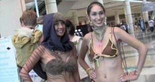 Costumes of Star Wars Celebration VI - Creative and comical cosplay at Orlando convention