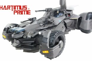 mattel ultimate batmobile 1:12 Scale R/C DC Comics Vehicle Figure Review