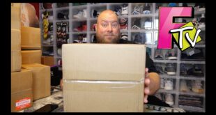 Busting Open a $60 Chalice Collectibles Funko Pop Mystery Box