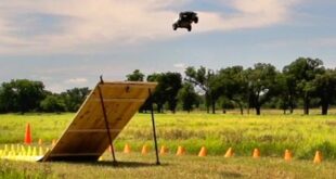 RC Battle | Dude Perfect