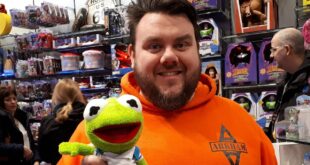 Toy Hunt UK Vlog - Disney Store, Muppet Babies, Funko, Batman, Fortnite, WWE Figures & More!!