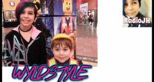 VLOG 3.3 - Going to LEGO Movie, Cosplay Wyldstyle and Toy Hunt!