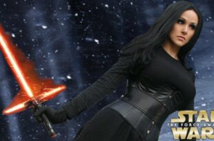 Kylo Ren Cosplay & Lightsaber Pretzels - Star Wars Costume | Screen Team