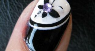 Nail Art Tutorial Black & White Butterfly Trio Sticker Konad Freehand Design for Short Nails at Home